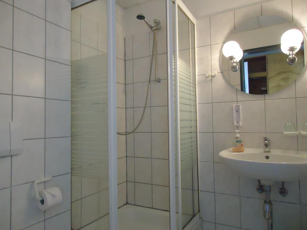 Greenline Hotel Hellfeld Neubrandenburg Oda fotoğraf
